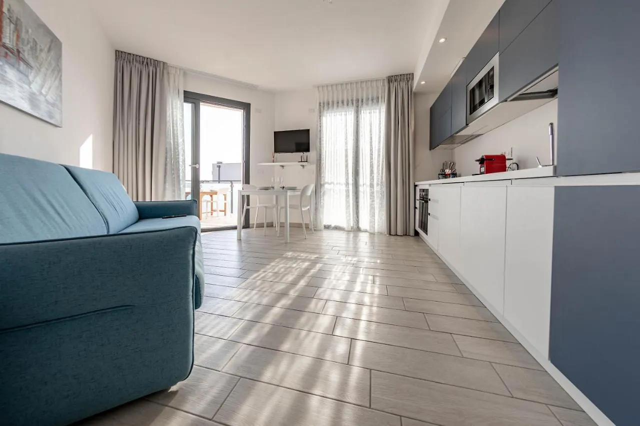 Апартаменты H11 Luxury 12B Porto - Piscina - Jacuzzi Санто-Стефано-аль-Мар