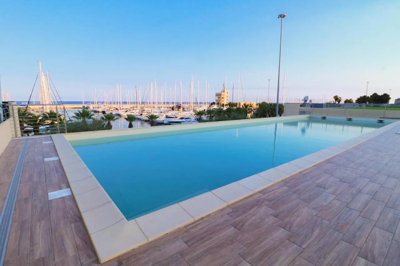 Апартаменты H11 Luxury 12B Porto - Piscina - Jacuzzi Санто-Стефано-аль-Мар